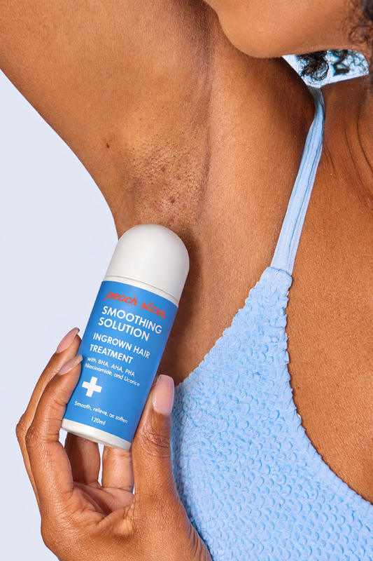 Peach Slices elimina los vellos encarnados y calma la piel irritada.